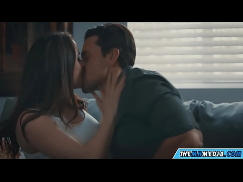 ❤️ Ρομαντικό σεξ με μια καλή μαμά με πλούσιο στήθος ☑ Όμορφο πορνό ☑